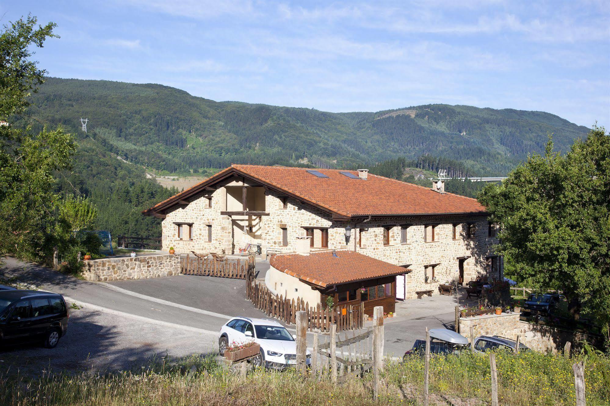 Gorosarri Apartment Escoriaza Exterior photo
